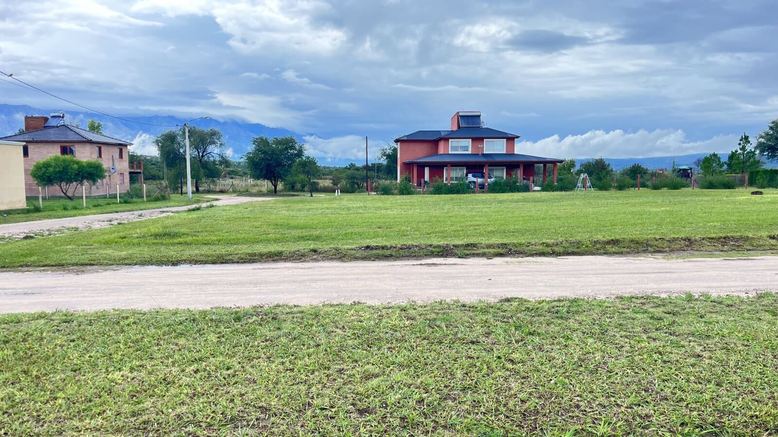 VENDO LOTES BARRIO PRIVADO MINA CLAVERO — foto 3
