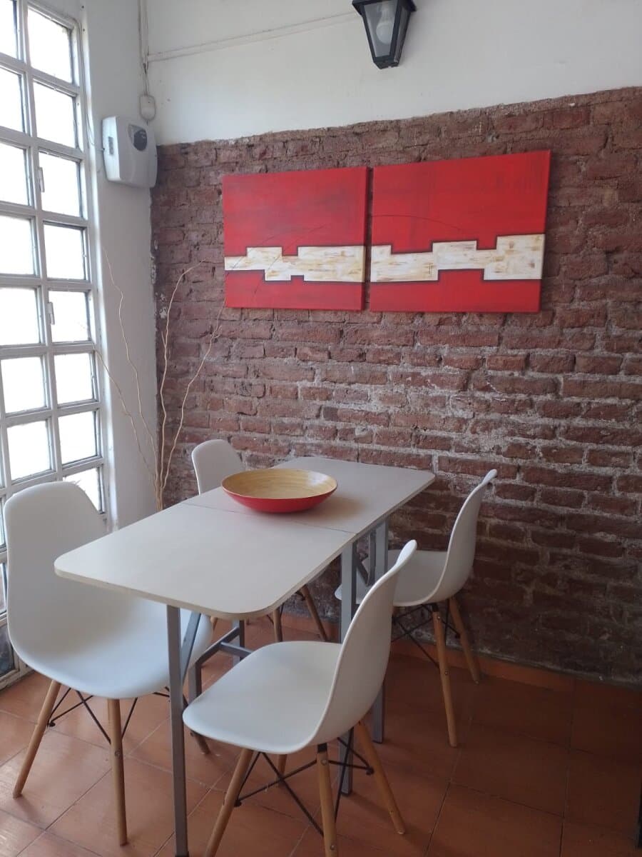 VENDO CASA 2 DORMITORIOS EN ALBERDI — foto 3