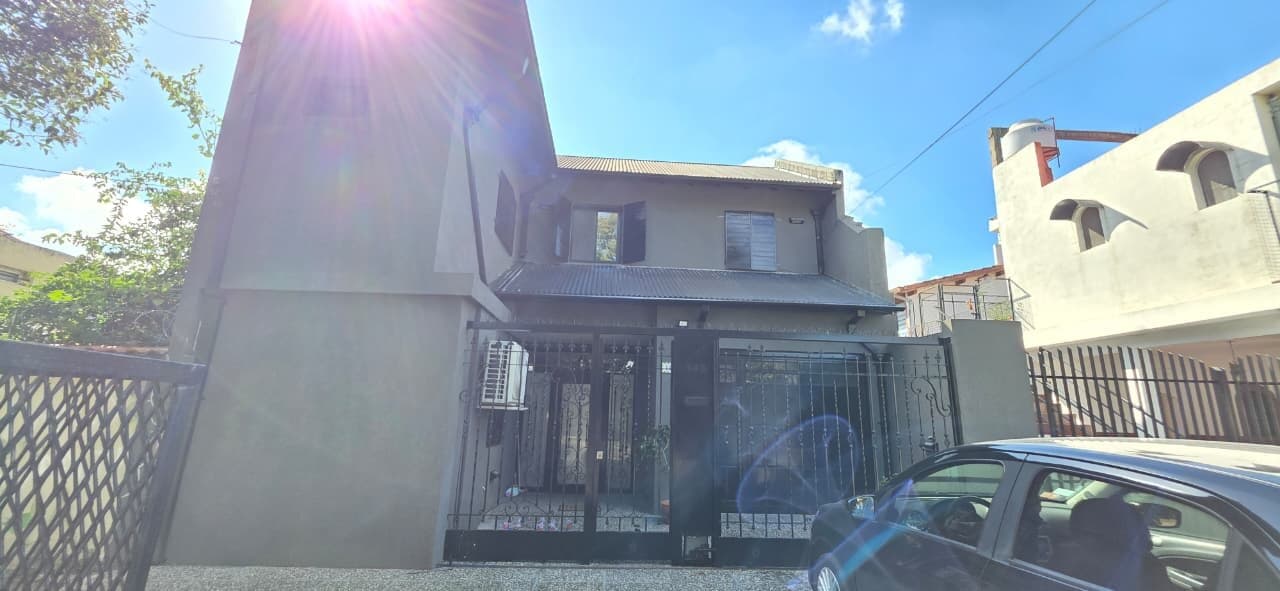 CASA 4 AMBIENTES EN ITUZAINGÓ SUR — foto 1