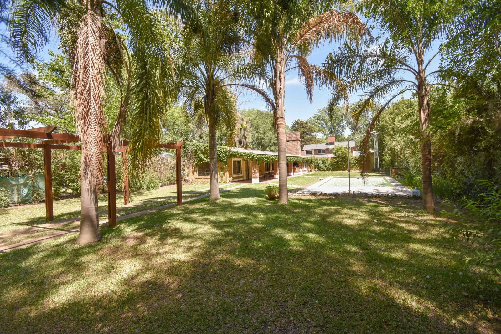Casa a la Venta Barrio Los Indios — foto 2