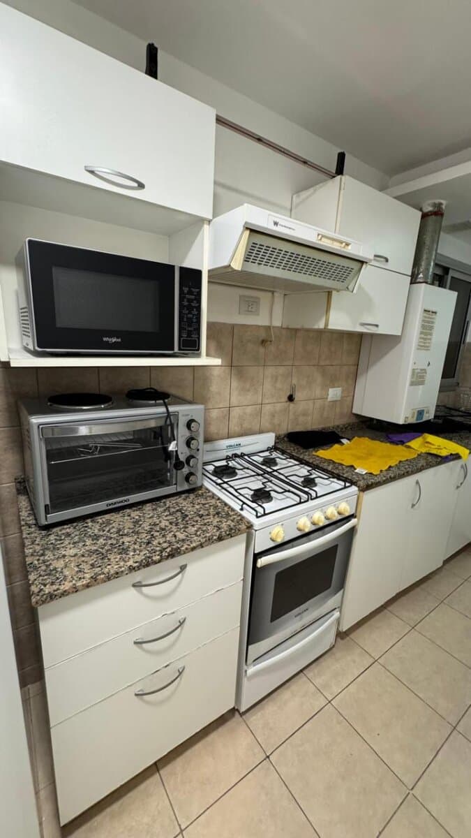 Centro - Departamento En Venta 2 Dormitorios- Opcion Amoblado. — foto 14