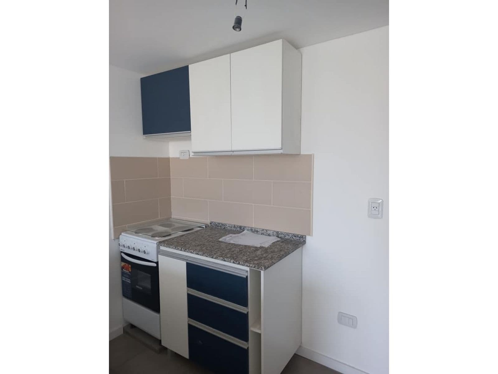 Departamentos de 1 Dormitorio -Alberdi-VENTA — foto 6