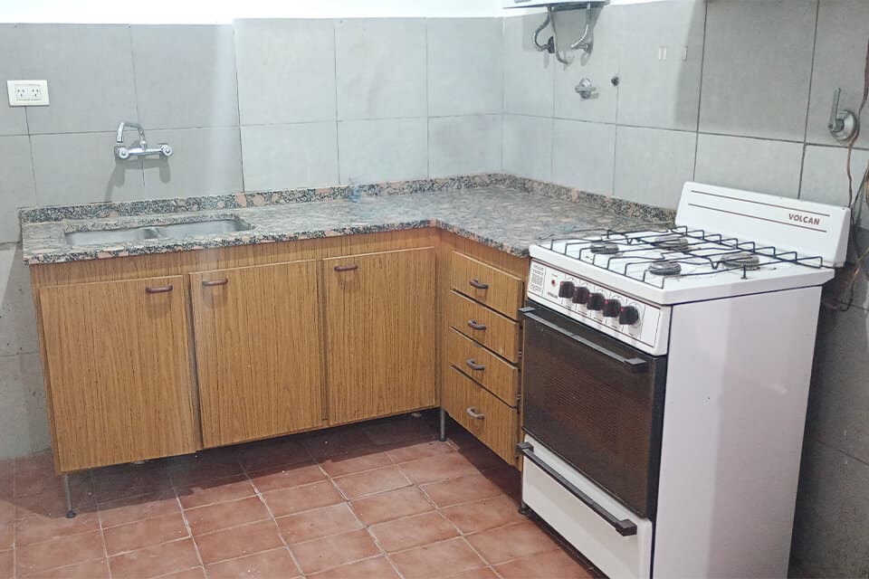CÓMODA CASA 2 DORMITORIOS GUTIERREZ 2568 PLANTA BAJA — foto 5