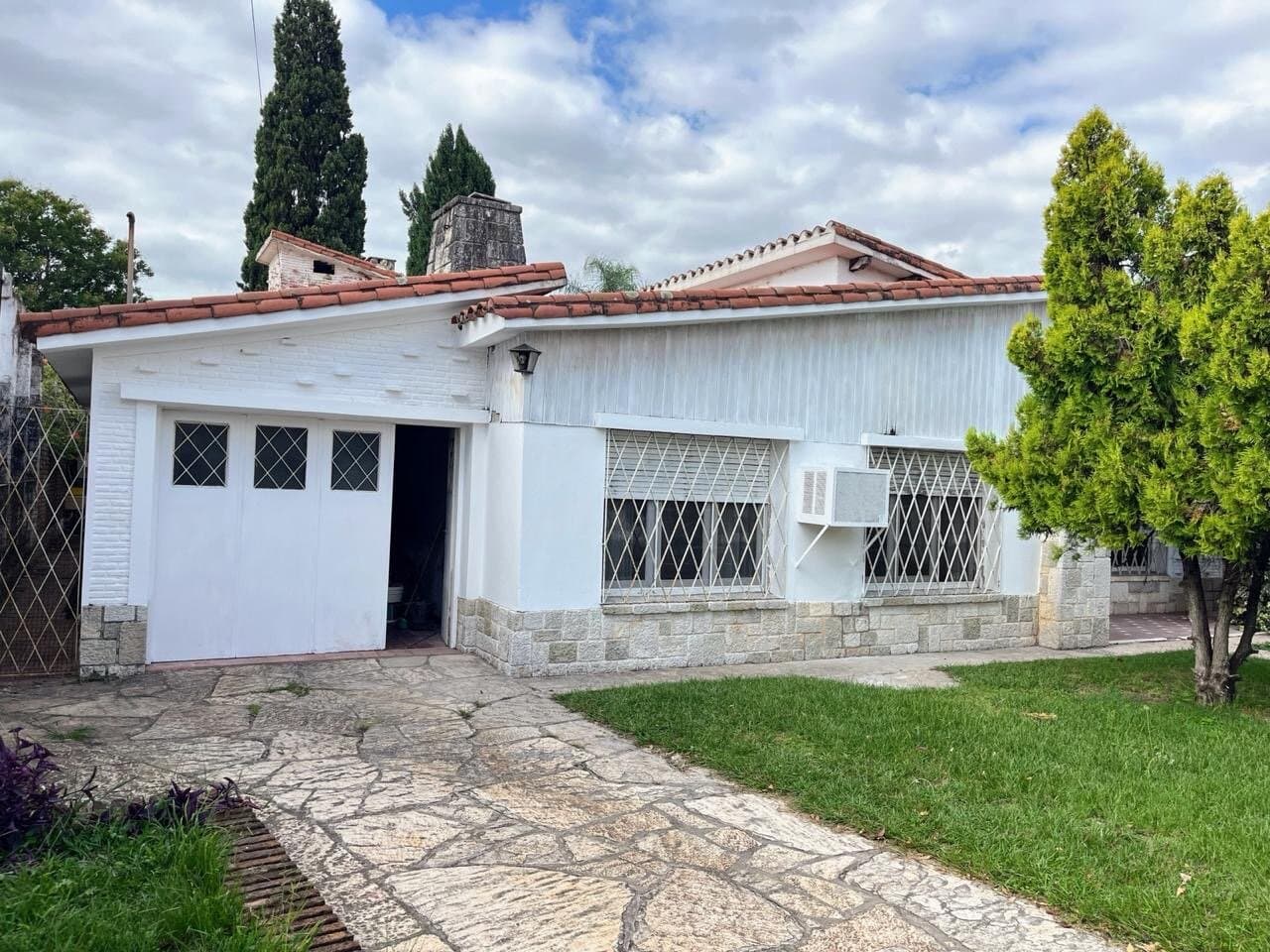 CERRO DE LAS ROSAS CASA 3 DORMITORIOS — foto 2