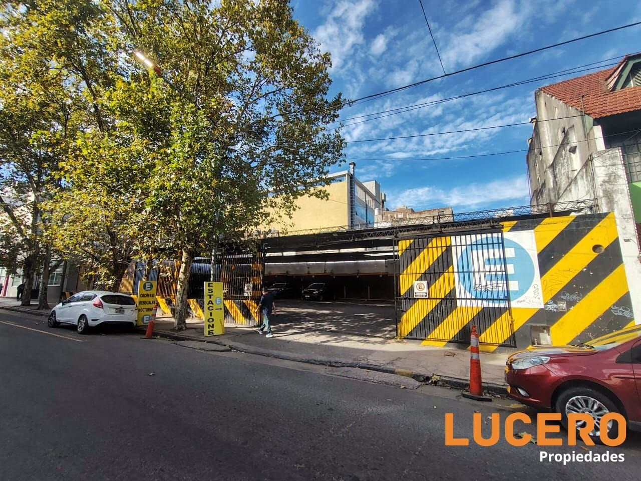 OPORTUNIDAD EN MORÓN CENTRO – LOTE CON PROYECTO APROBADO — foto 3