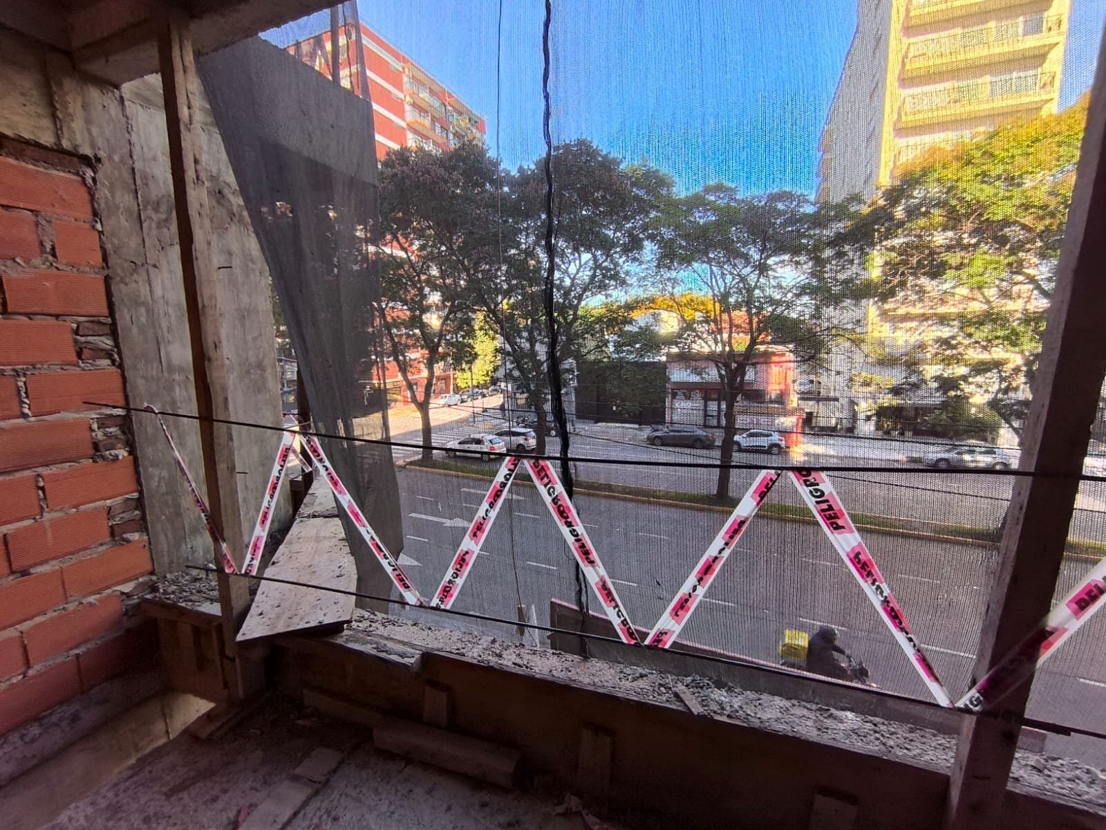 MONOAMBIENTE CON COHERA Y BALCON TERRAZA — foto 8