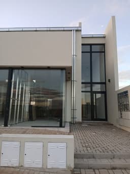 ALQUILER OFICINA COMERCIAL DOCTA ETAPA 3