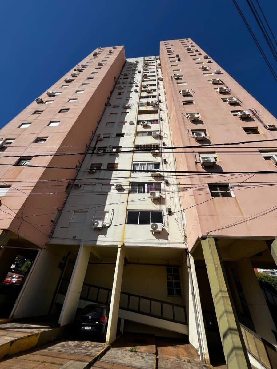 VENDIO DEPARTAMENTO DE 3 DORMITORIOS EN POSADAS MISIONES — foto 1