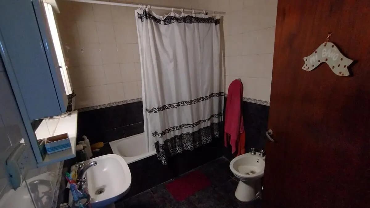 Venta Casa 2 Dormitorios Villa Vatteone Con Cochera — foto 5