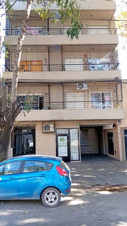 Monoambiente con balcon - Alsina 1500
