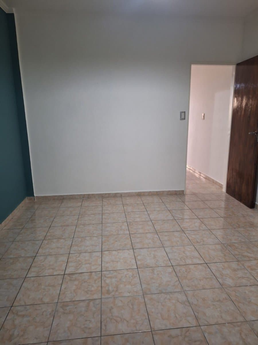 VENTA DEPARTAMENTO 2AMB.C/PATIO VILLA LUZURIAGA — foto 4