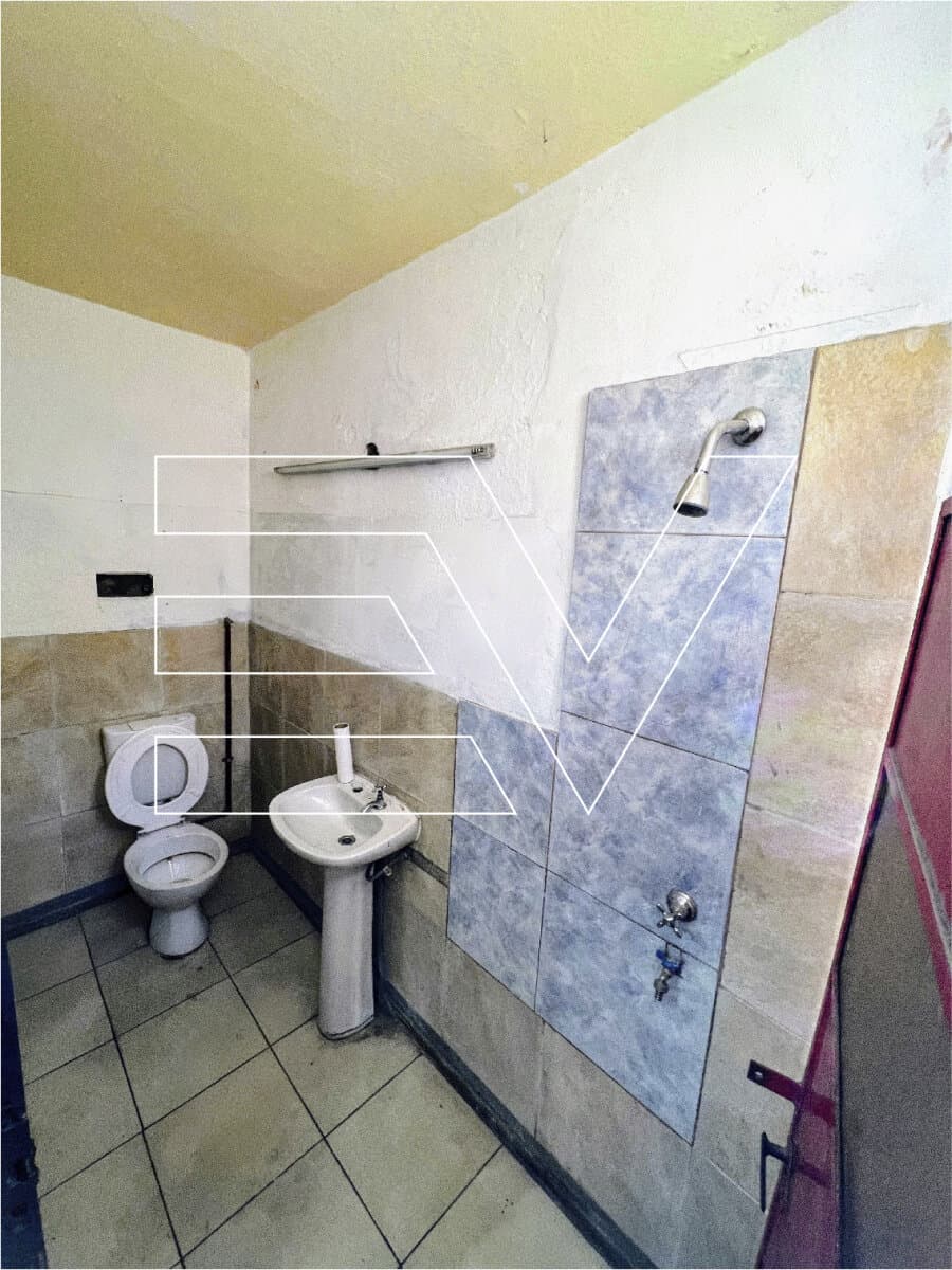 ALQUILER. B° DUCASSE. GALPON 250 M2. A MTS DEL CENTRO — foto 5