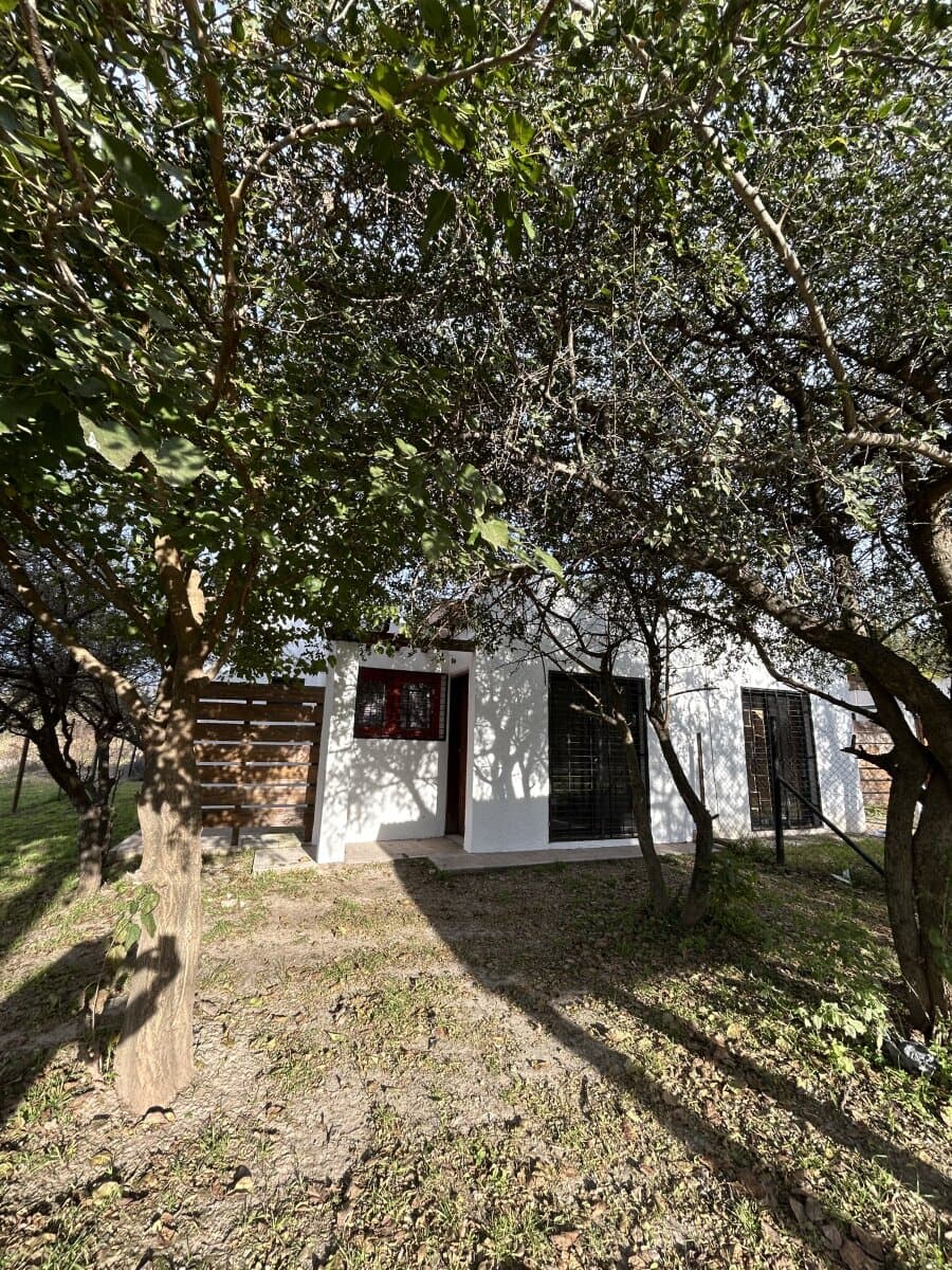 Casa en Venta de 2 Dormitorios en Lomas del Chañar, Río Ceballos — foto 2