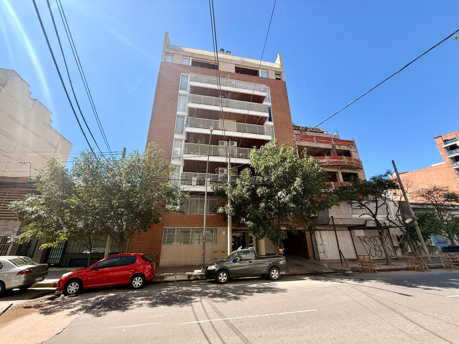 DEPARTAMENTO EN VENTA GENERAL PAZ 2 DORM COCHERA PILETA — foto 2