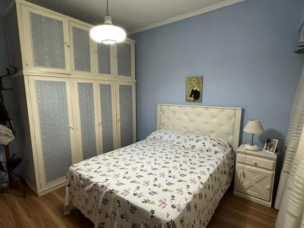 CASA CON FONDO LIBRE Y PILETA — foto 15