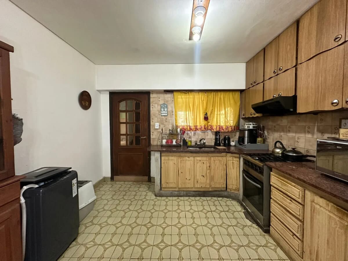 CASA CON GARAJE — foto 11