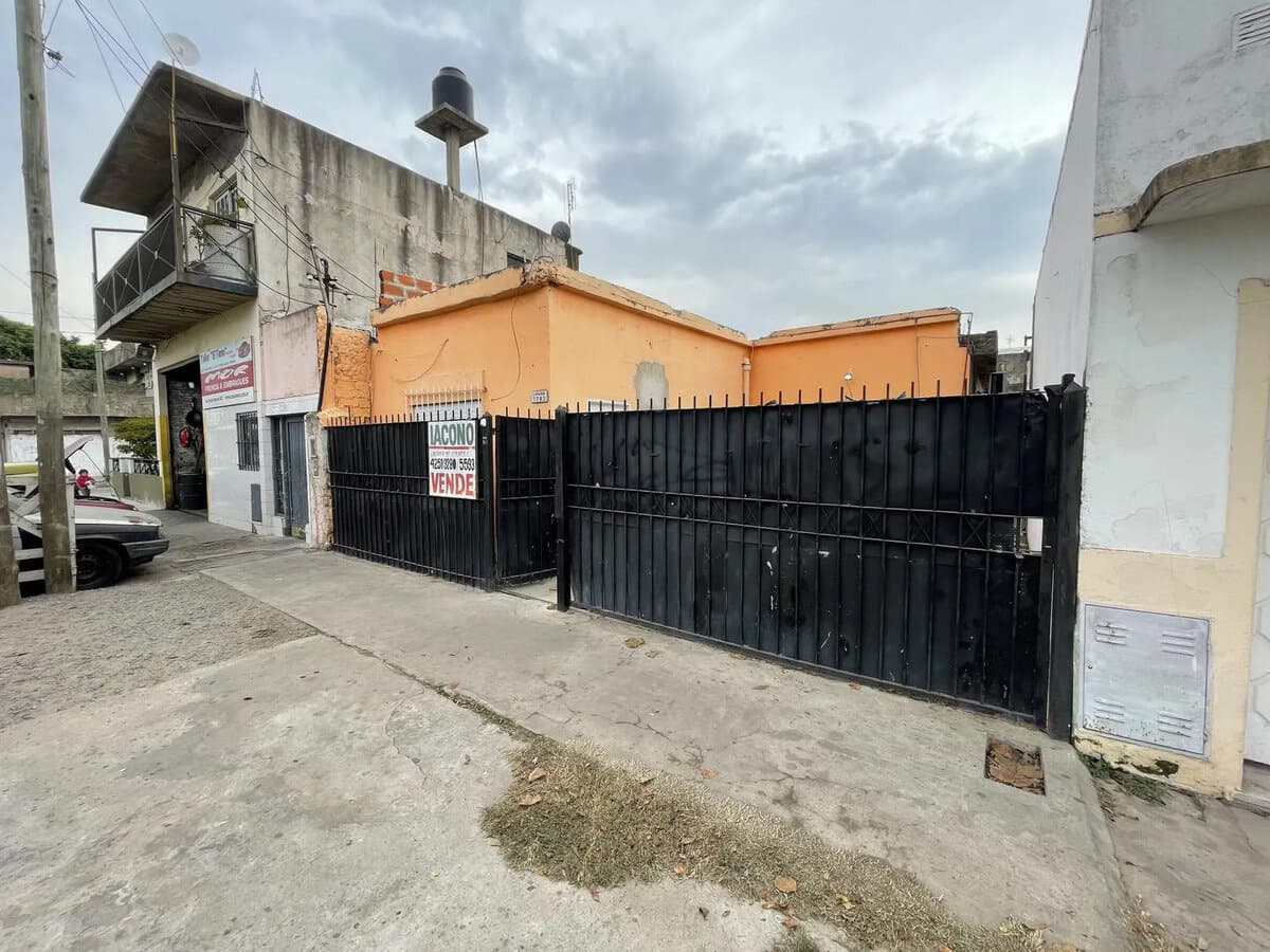 CASA CON COCHERA — foto 2