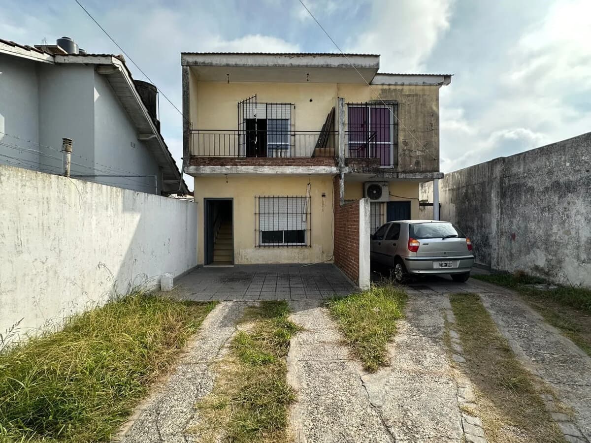 DÚPLEX 3 AMB. C/ COCHERA — foto 1