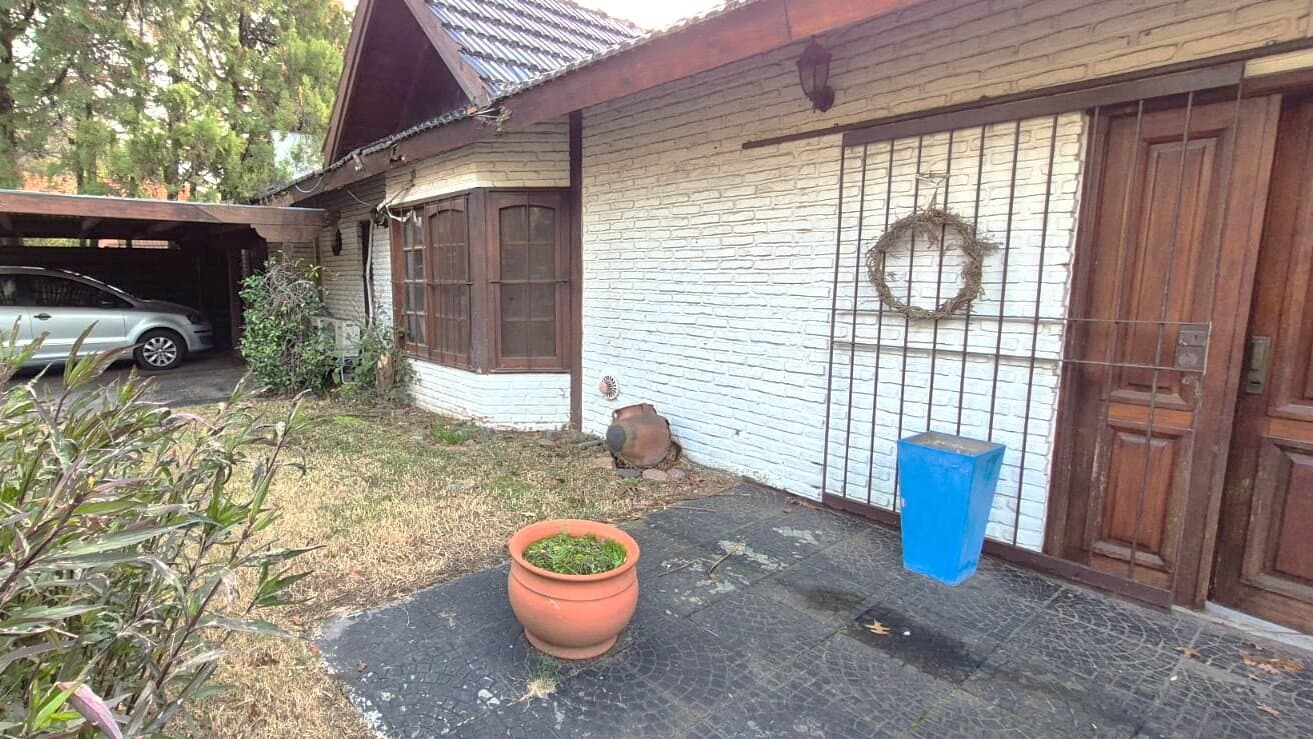 ¡IMPERDIBLE! Casa sobre 2 LOTES (672 m² totales) — foto 3