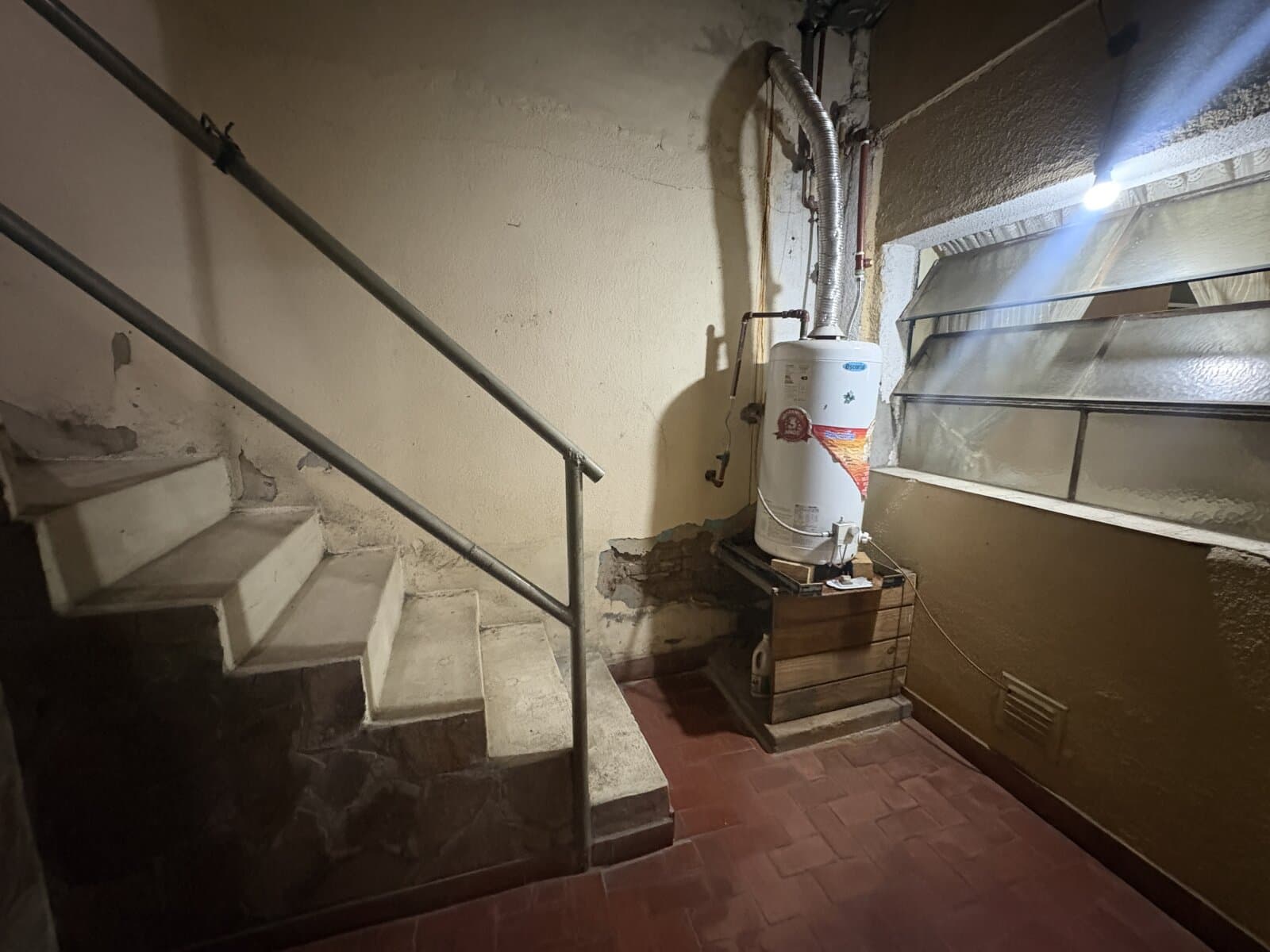 Casa a reciclar. Pje. Peyrano 442. — foto 7