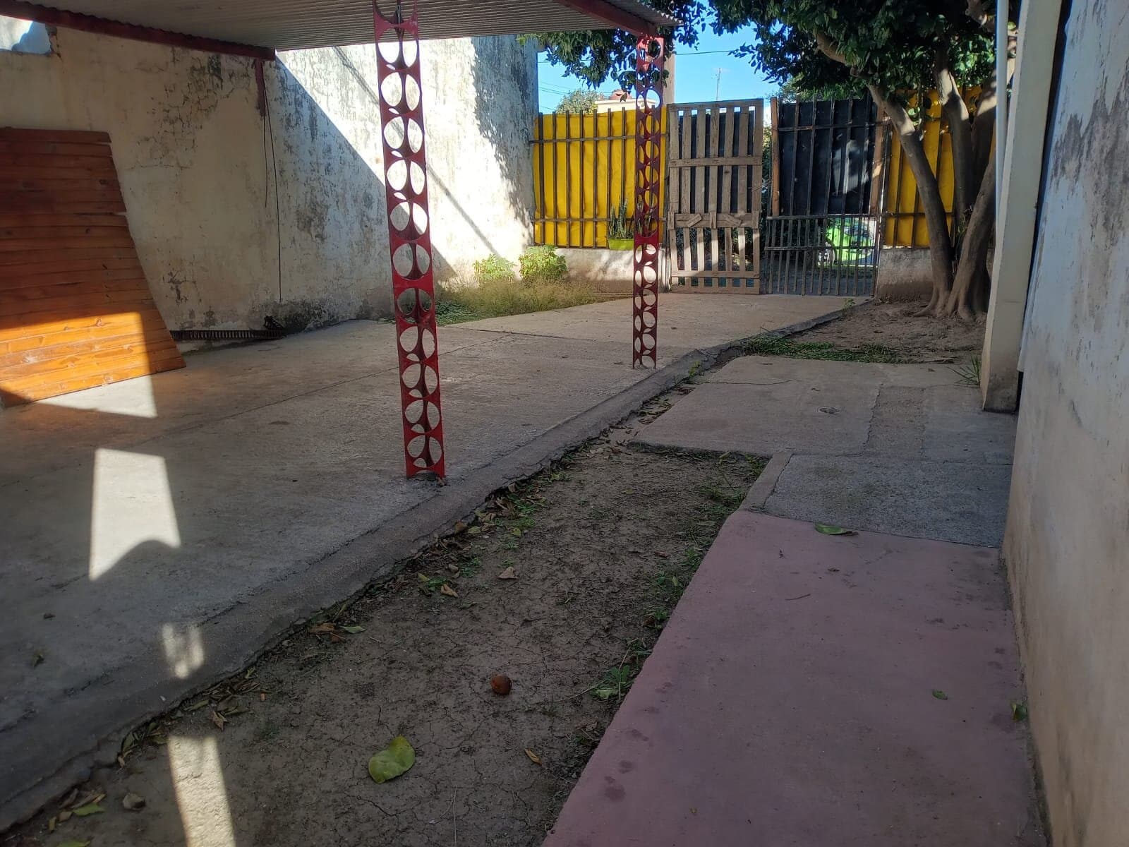 VENDO CASA DE 3 DORMITORIOS BARRIO SAN LORENZO — foto 8