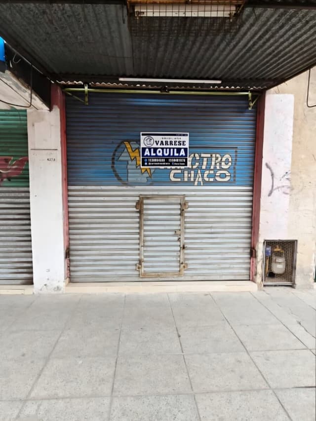 Local en Alquiler en Av. Luro, Laferrere.