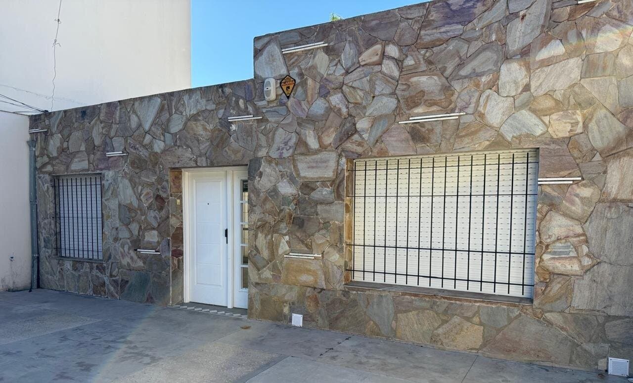 Casa en Venta 2 Dorm. Capitán Bermúdez — foto 3