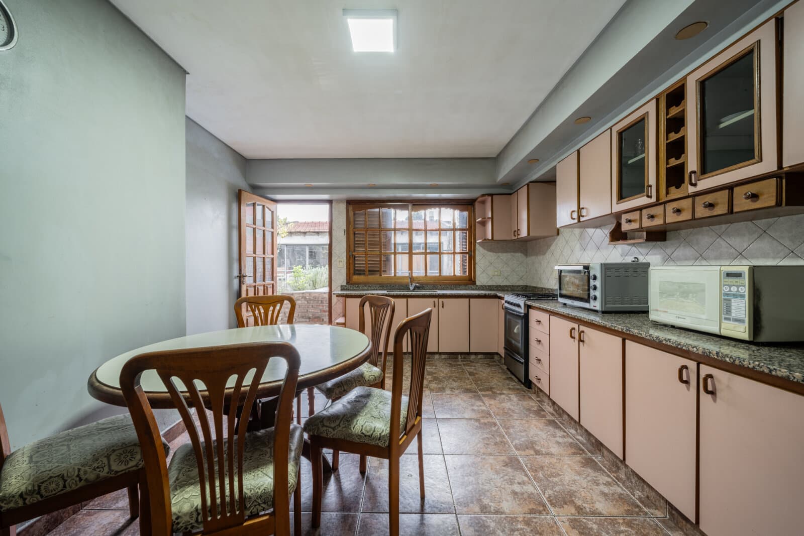 Casa | 7 ambientes | 3 plantas | piscina | San Justo Centro — foto 4
