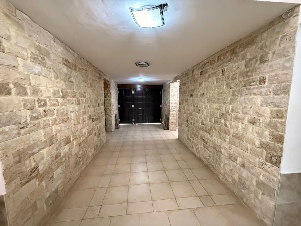 Oportunidad de inversión. Propiedad multifamiliar y comercial. — foto 7