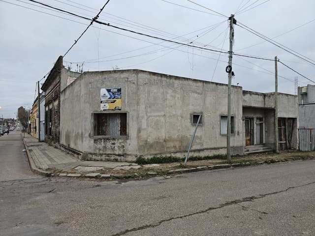 VENTA | Casa en construcción de 2 dormitorios en excelente ubicación! Italia y San Miguel