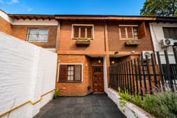 Triplex | 4 ambientes + Fondo libre 65 M2 | El Palomar