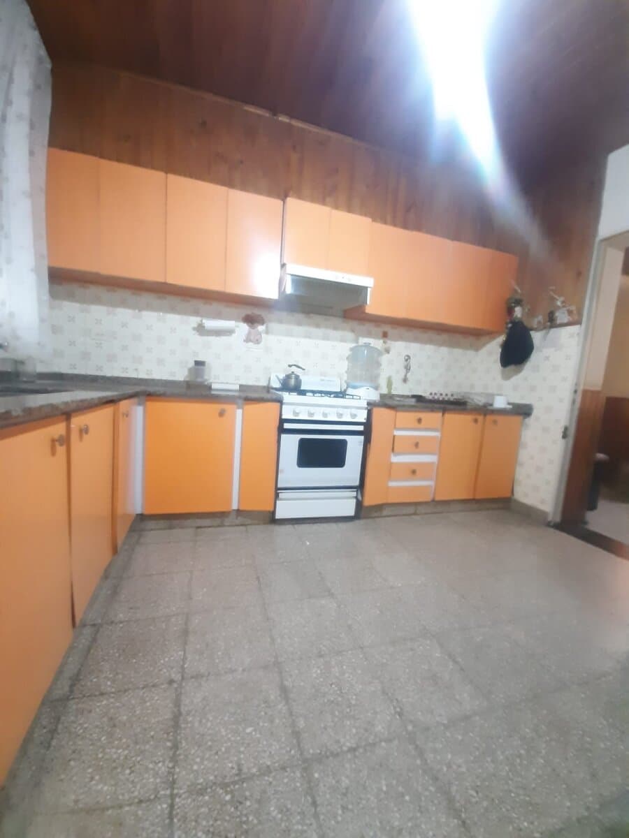 Presidente Perón 1333 (ex Independencia) — foto 8