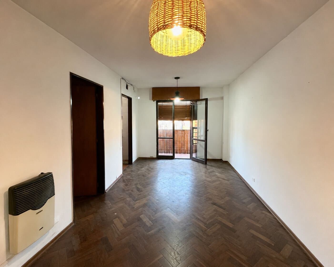 Vendo Depto 1 Dorm Alberdi con Vistas — foto 2