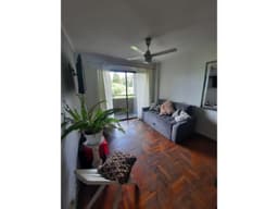 Duplex de 1 Dormitorio y Medio Amoblado con Doble Balcon Frente al Parque Sarmiento Nueva Cordoba