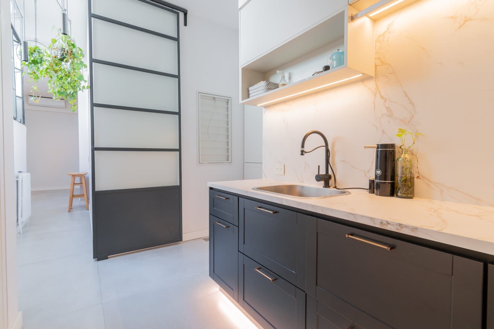 VENTA. DEPTO. 5 AMBIENTES. SEMIPISO. COCHERA. RECOLETA — foto 4