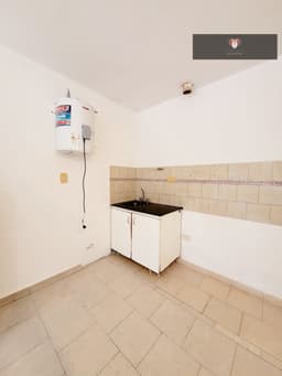 OPORTUNIDAD!!! MONOAMBIENTE 1 PISO POR ESCALERA POSIBILIDAD DE FINANCIACION