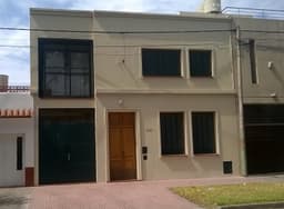 Laprida 3900 - Casa de 4 dormitorios 173 m2
