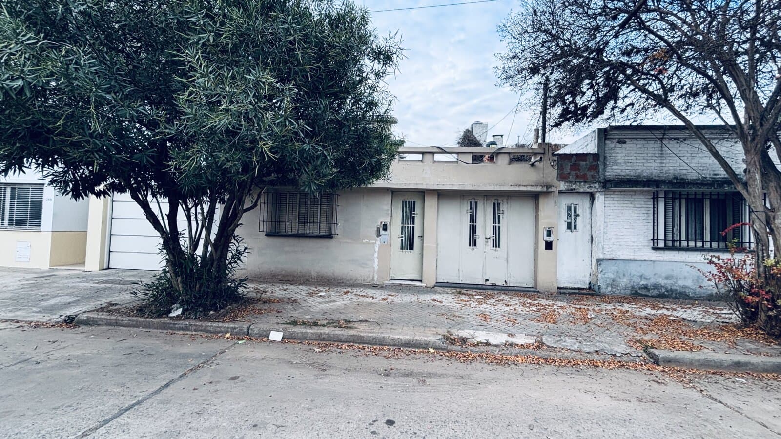Venta casa barrio Industrial. Reciclar — foto 3