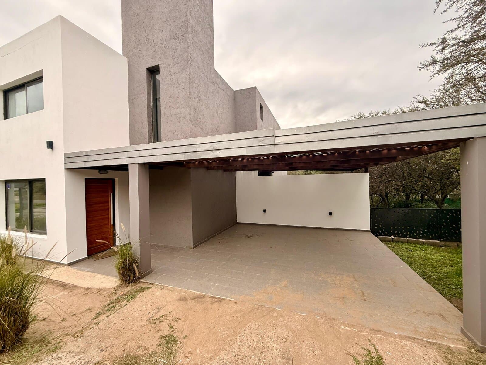 CASA EN VENTA EN LAS CAÑITAS 3 DORMITORIOS — foto 2