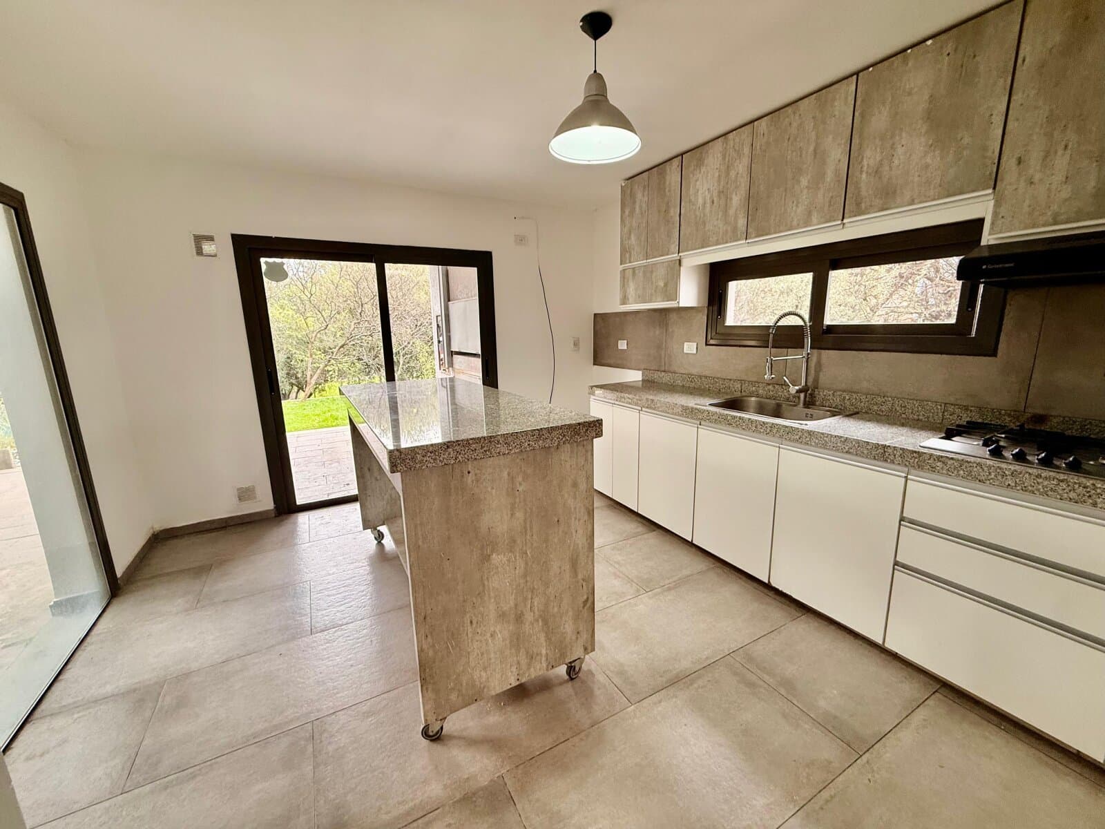 CASA EN VENTA EN LAS CAÑITAS 3 DORMITORIOS — foto 5