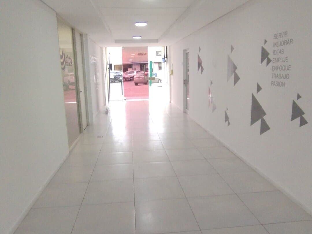 Oficinas en Fisherton Plaza — foto 3