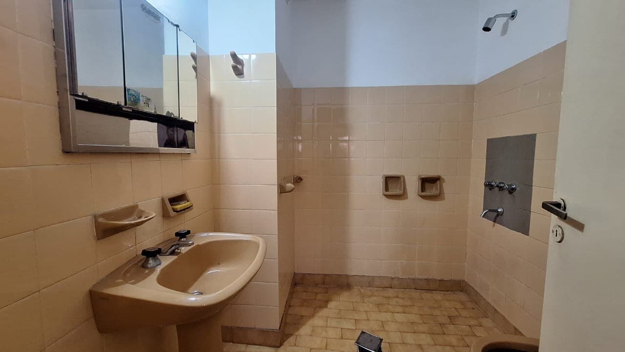 SARMIENTO 2547. UN DORMITORIO. 3ER PISO ESCALERA — foto 6