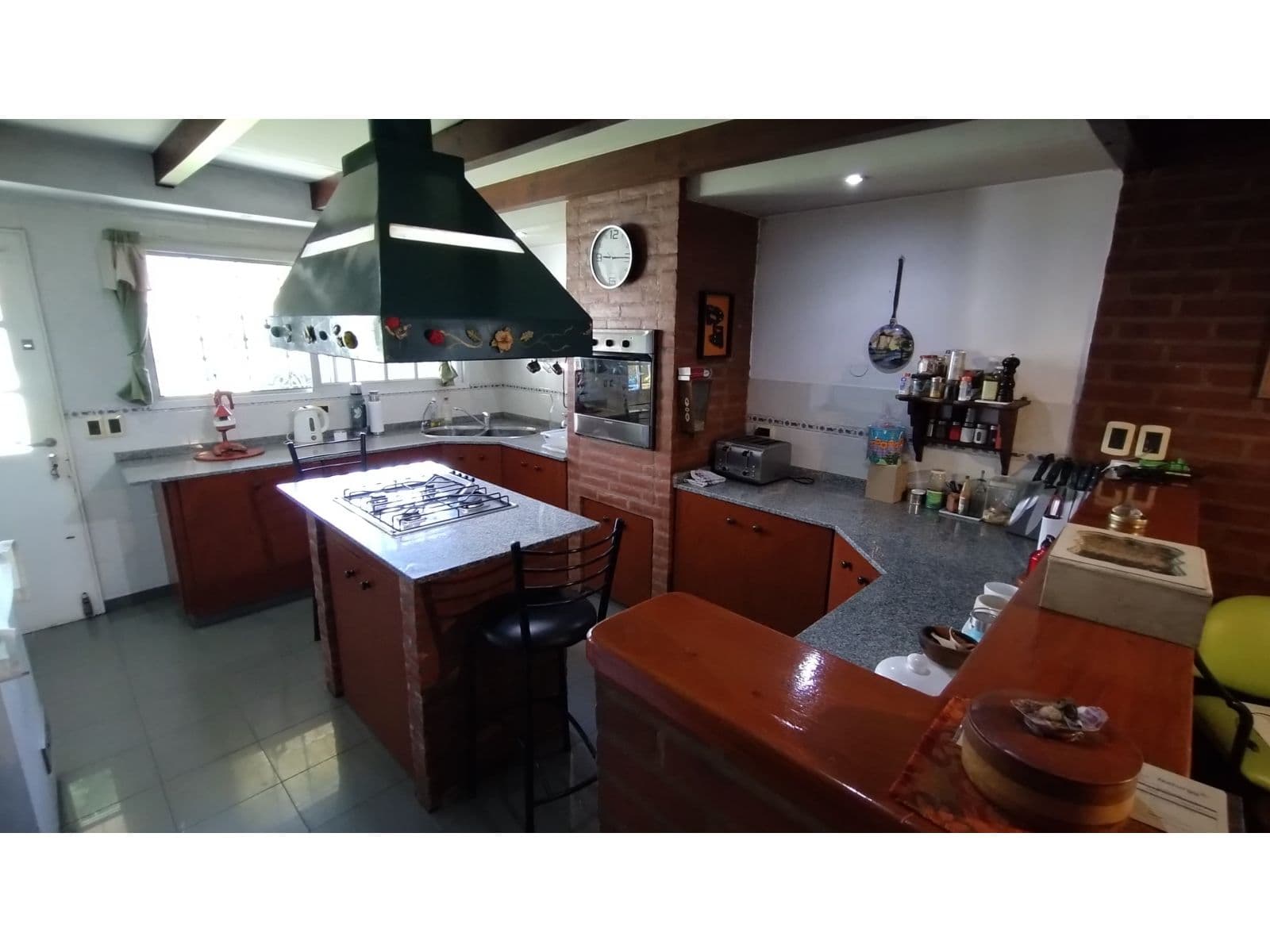 CASA SOBRE LOTE 430M2 IDEAL EMPRENDIMIENTO — foto 1
