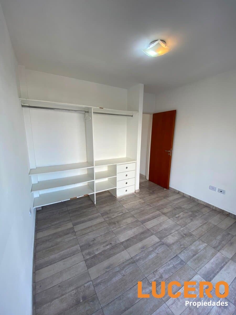 DEPARTAMENTO DOS AMBIENTES EN MORÓN — foto 7