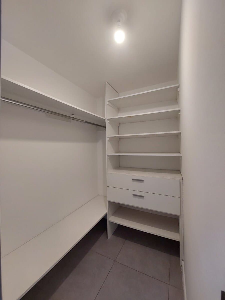 Venta dpto de 1 dormitorio con vestidor en complejo cerrado — foto 6