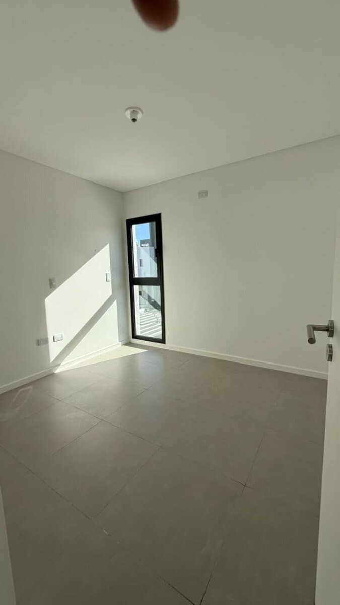 A ESTRENAR - Duplex tres Dormitorios - Miradores de Manantiales 2 — foto 8