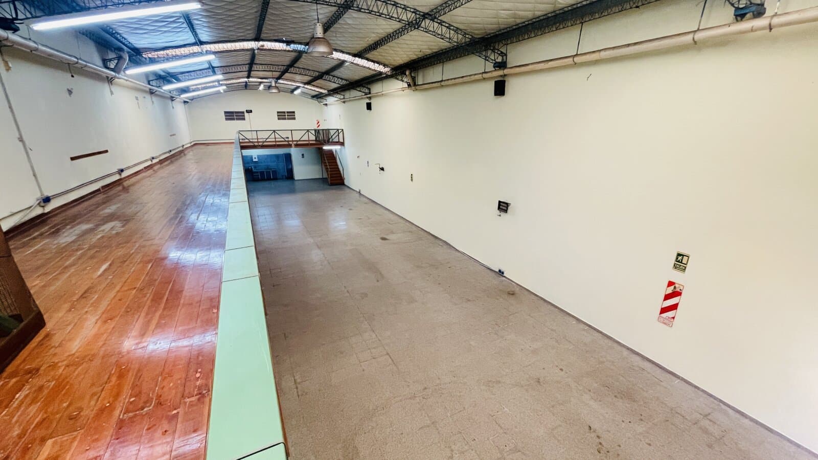 Galpón en Venta - Barrio Grafico — foto 4