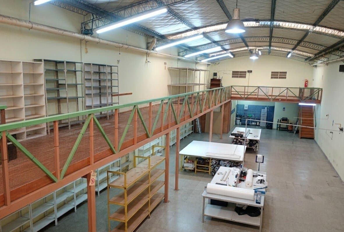 Galpón en Venta - Barrio Grafico — foto 1