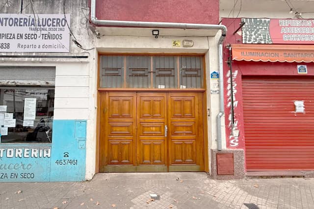 CÓMODA CASA INTERNA 1 DORMITORIO + COMODIN AV. DEL ROSARIO 1149