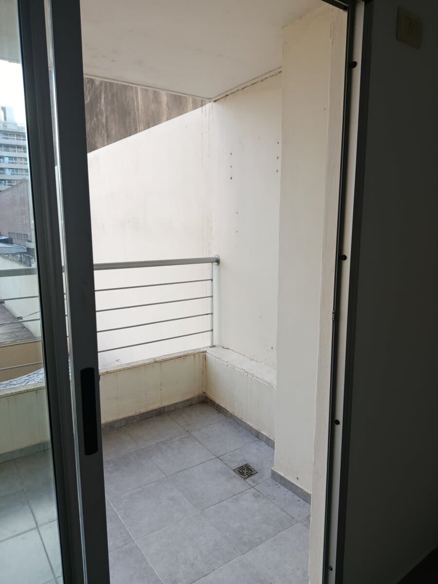Entre Ríos 138 - Monoambiente con pileta — foto 11